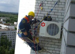 нестандартный монтаж кондиционера Киев